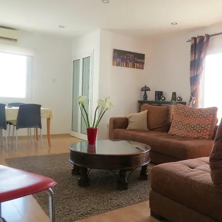 Vizantium Penthouse لارنكا